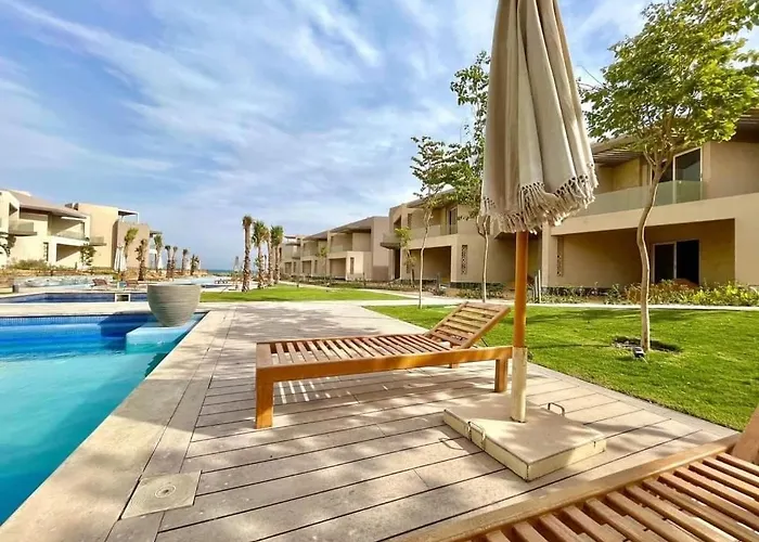 Boho-chic Beachfront Ain Sokhna, Garden شاليه عين السخنة