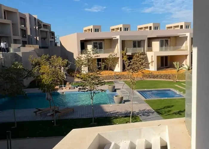 شاليه Boho-chic Beachfront Ain Sokhna, Garden *