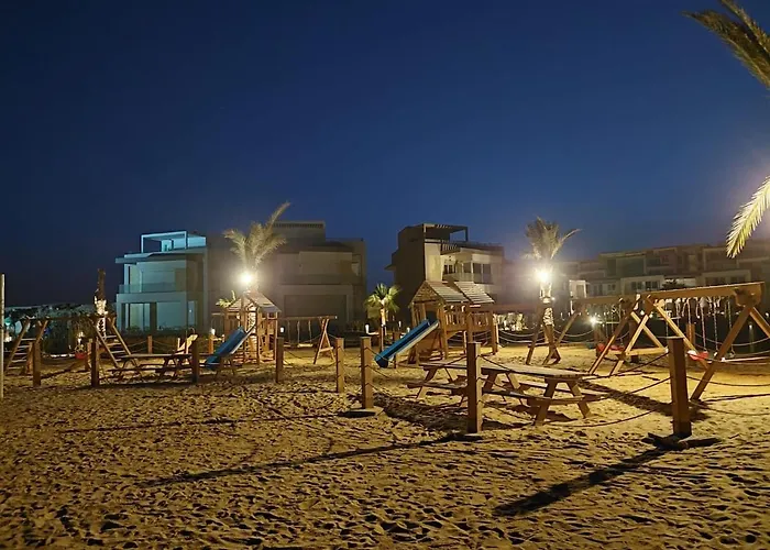 Boho-chic Beachfront Ain Sokhna, Garden